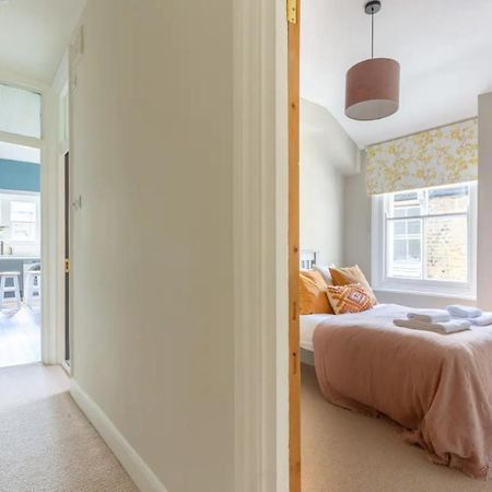 לונדון Luxuriously Designed 3 Bedroom Apartment In Clapham מראה חיצוני תמונה