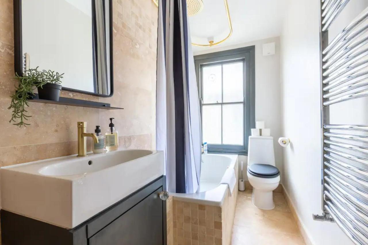 לונדון Luxuriously Designed 3 Bedroom Apartment In Clapham מראה חיצוני תמונה